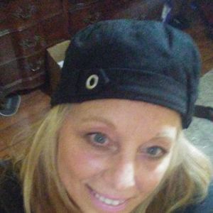 Meet your Posher, Beth